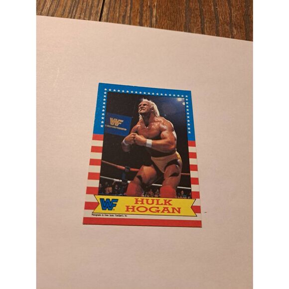 1987 Topps WWF Hulk Hogan Trading Card #3 Error Undated Back Vintage - Picture 1 of 3